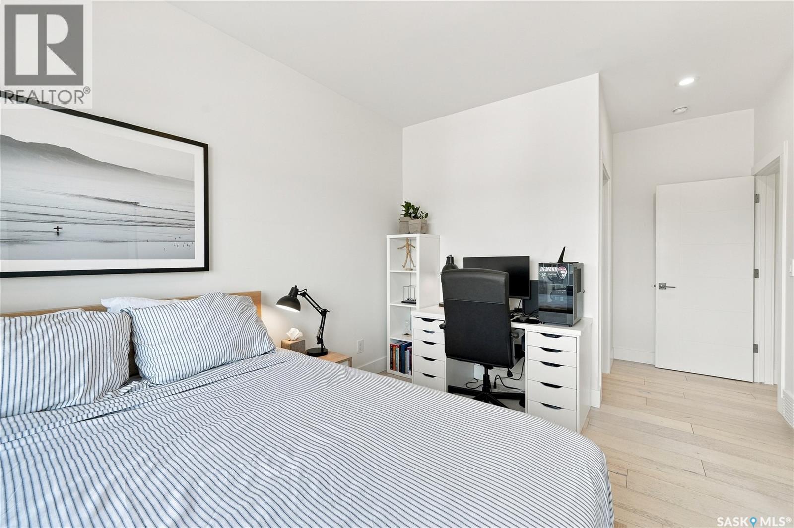 38 Wright MANOR - Image 40