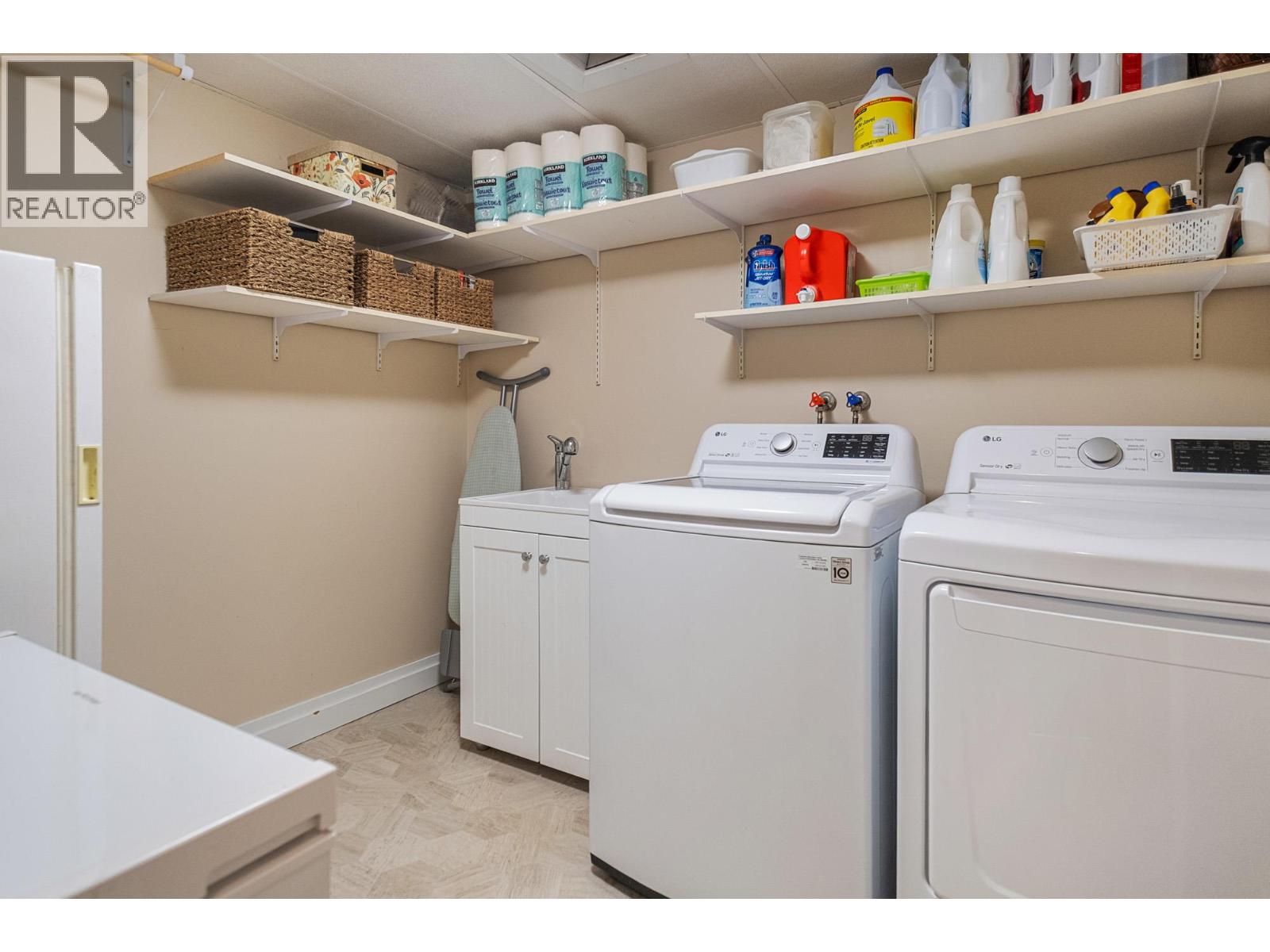 3537 Gates Road - Image 37