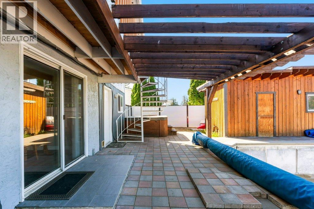 5664 L & A Road, Vernon