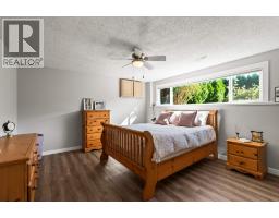 5664 L & A Road, Vernon, BC V1B3P7 Photo 33