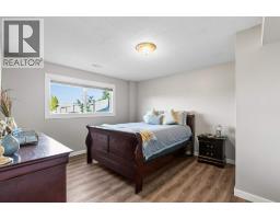 5664 L & A Road, Vernon, BC V1B3P7 Photo 38