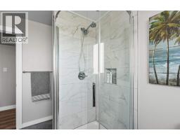 5664 L & A Road, Vernon, BC V1B3P7 Photo 36