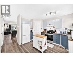 4pc Bathroom - 79 Hidden Hills Way Nw, Calgary, AB T3A5Y3 Photo 10