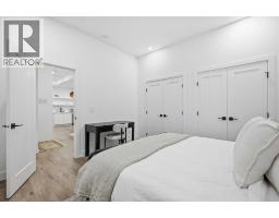 2417 31 Avenue Sw, Calgary, AB T2T1T9 Photo 41