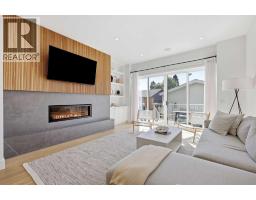 4pc Bathroom - 2417 31 Avenue Sw, Calgary, AB T2T1T9 Photo 14