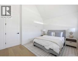 2417 31 Avenue Sw, Calgary, AB T2T1T9 Photo 22