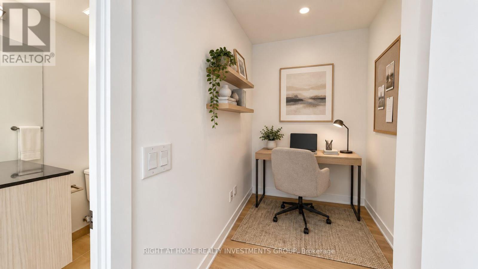 1711 - 158 FRONT STREET E, Toronto (Moss Park) — photo 4