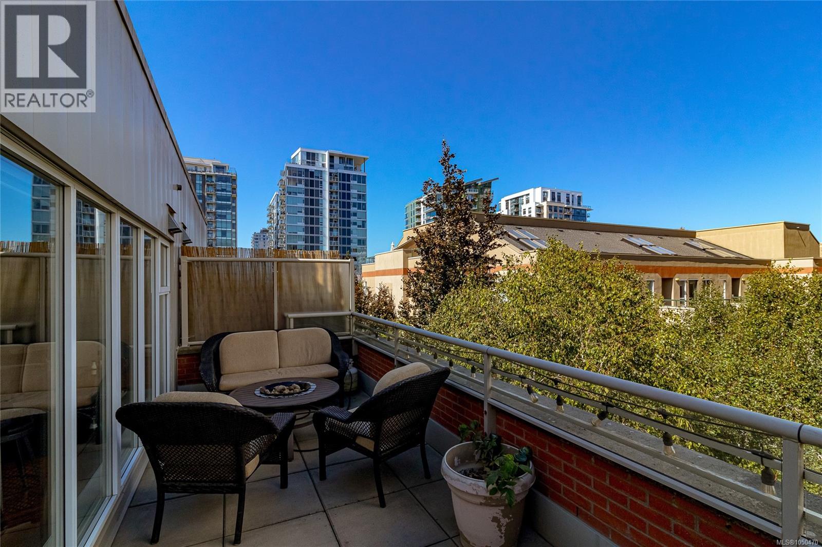 505 1030 Yates Street, Victoria