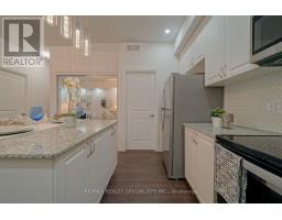 D902 - 5289 Highway 7, Vaughan, ON L4L0J1 Photo 10