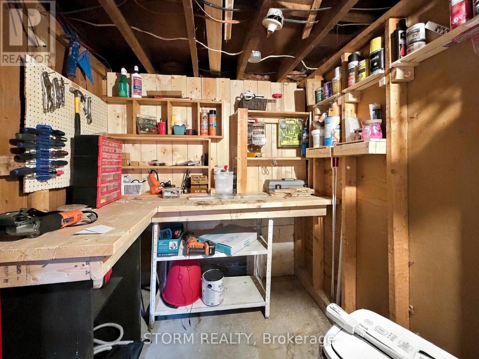 117 EMMA AVENUE - 21