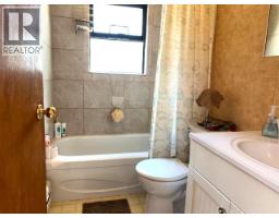 14987 Saltery Road, Powell River, BC V8A0N3 Photo 15