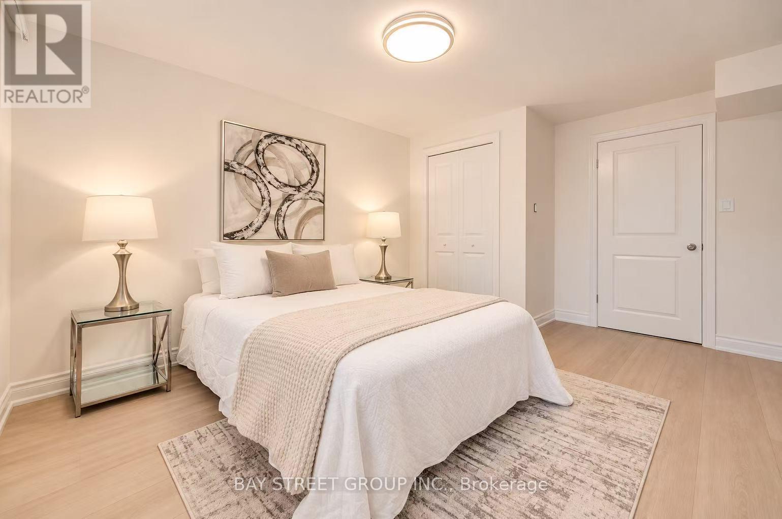 60 WARNER AVENUE - 29