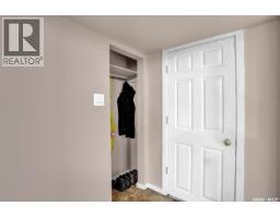 Bedroom - 176-178 Rothwell Crescent, Regina, SK S4N1R8 Photo 19