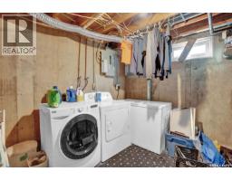 176-178 Rothwell Crescent, Regina, SK S4N1R8 Photo 46