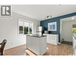 Kitchen - 333 J Avenue S, Saskatoon, SK S7M2A4 Photo 12