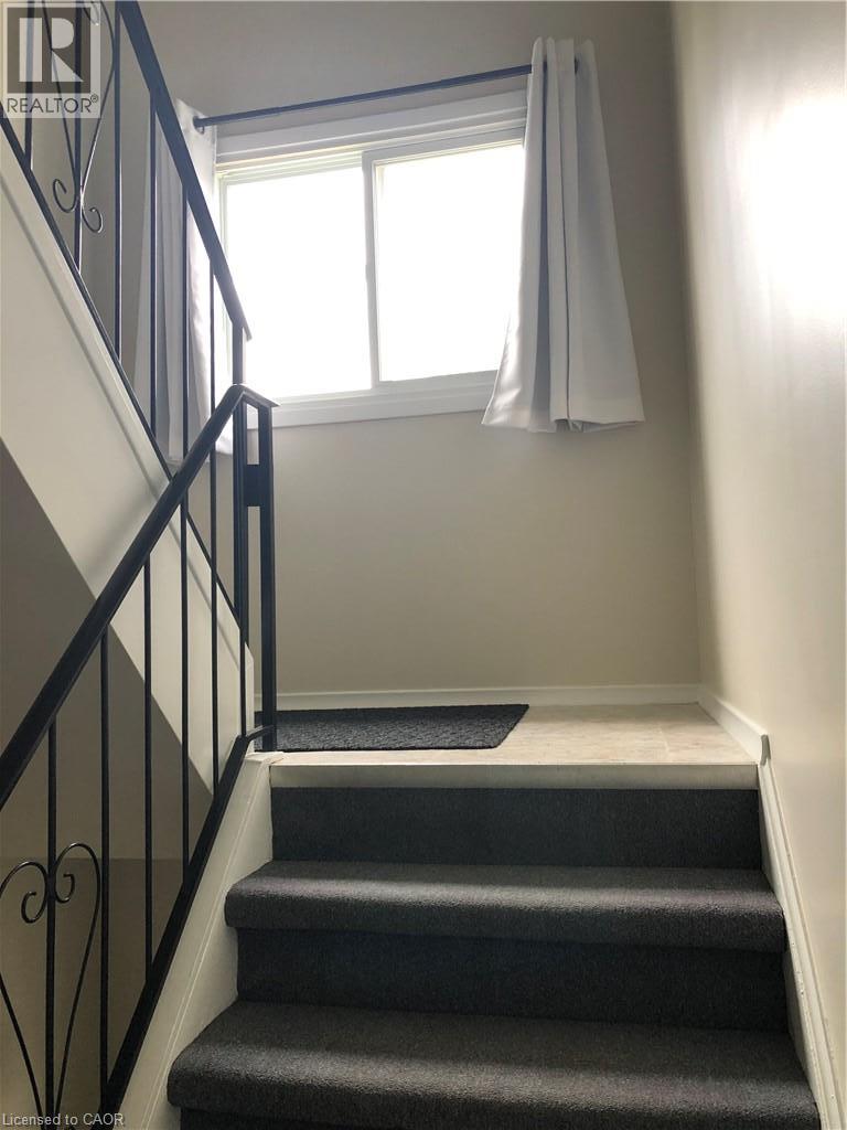 29 PONTIAC Street Unit# Ground, Brantford — photo 3