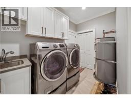 5327 Otter Pl, Port Alberni, BC V9Y8X7 Photo 39