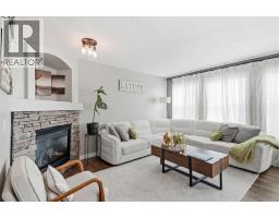 138 Somerglen Common SW - photo 3