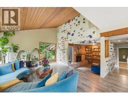 4440 Marion Road, North Vancouver, BC V7K2V2 Photo 8
