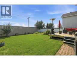 138 Somerglen Common SW - photo 17