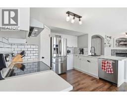 138 Somerglen Common SW - photo 7