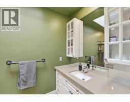 4440 Marion Road, North Vancouver, BC V7K2V2 Photo 33