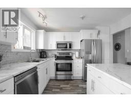 Recreational, Games room - 114 Hilltop Crescent, Fort Mcmurray, AB T9H3V4 Photo 11