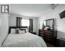114 Hilltop Crescent, Fort Mcmurray, AB T9H3V4 Photo 19
