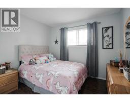114 Hilltop Crescent, Fort Mcmurray, AB T9H3V4 Photo 17