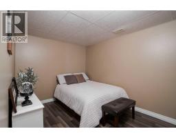 114 Hilltop Crescent, Fort Mcmurray, AB T9H3V4 Photo 34