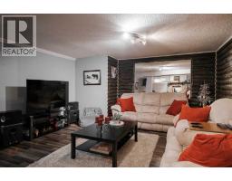 114 Hilltop Crescent, Fort Mcmurray, AB T9H3V4 Photo 27