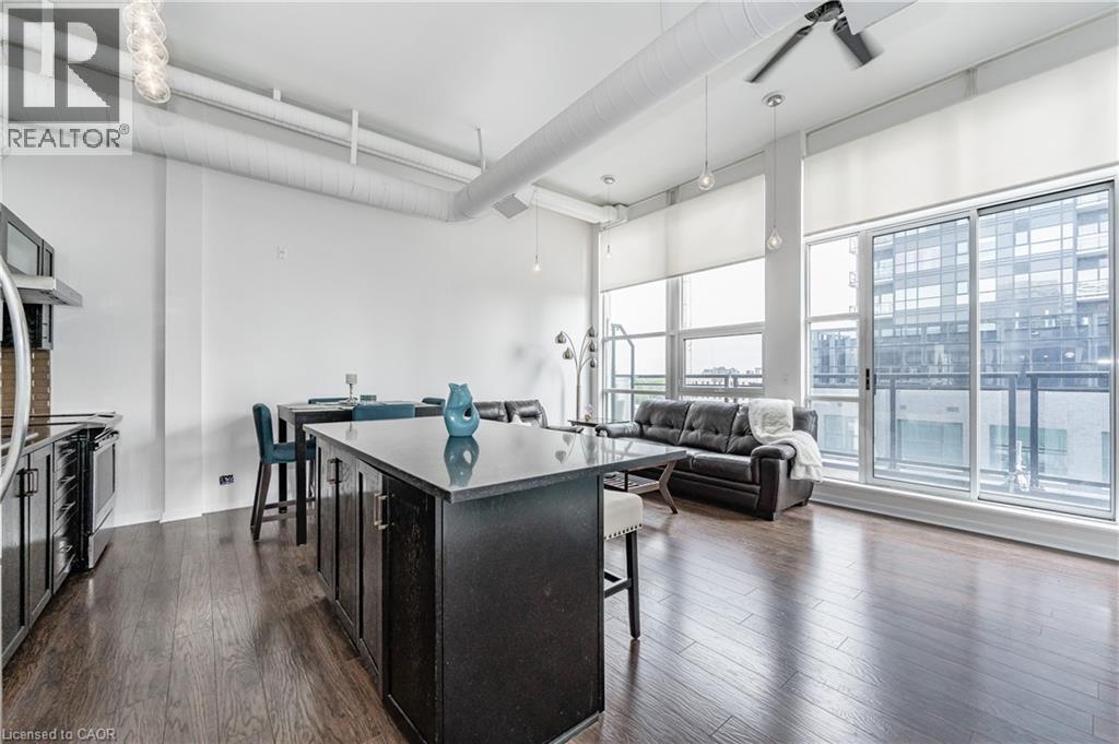 410 King Street West — photo 11