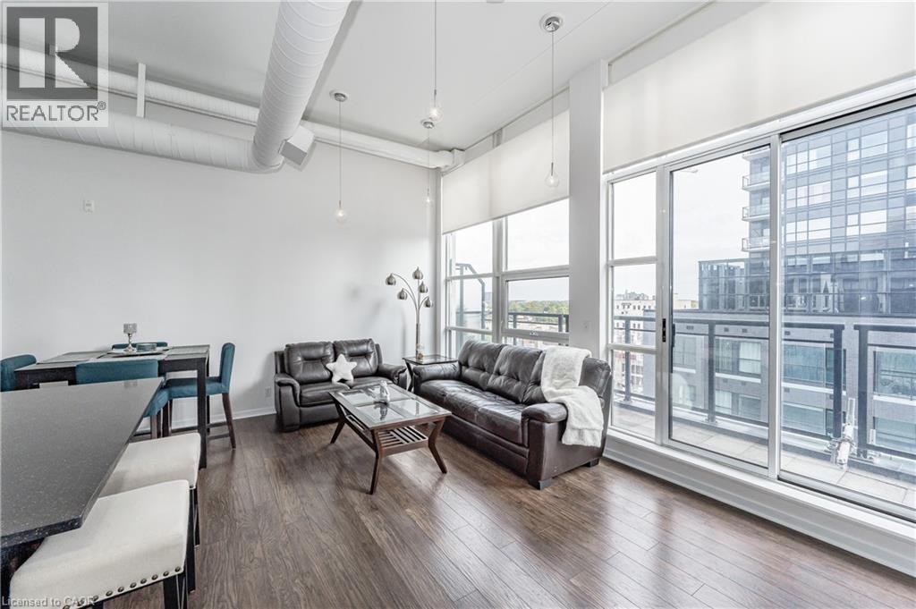 410 King Street West — photo 12