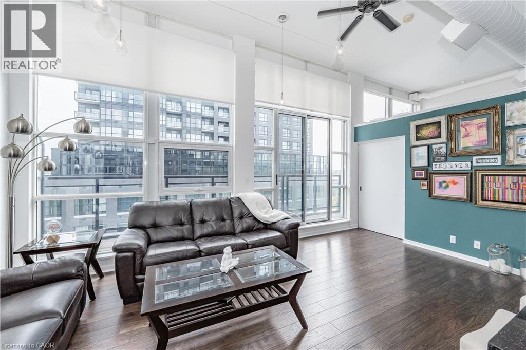 410 King Street West — photo 14