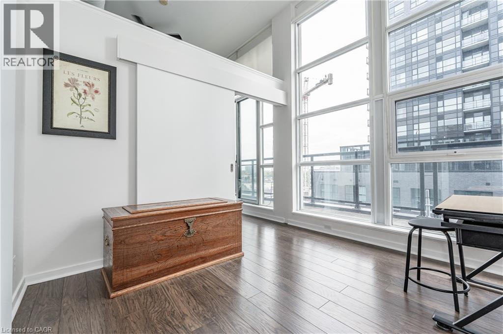 410 King Street West — photo 21