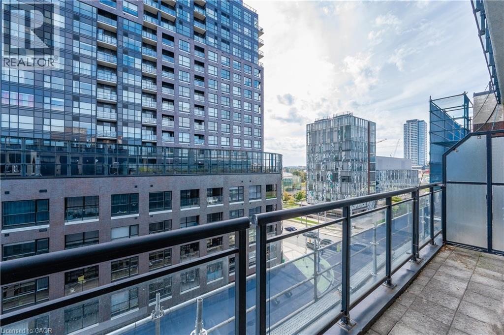 410 King Street West — photo 25