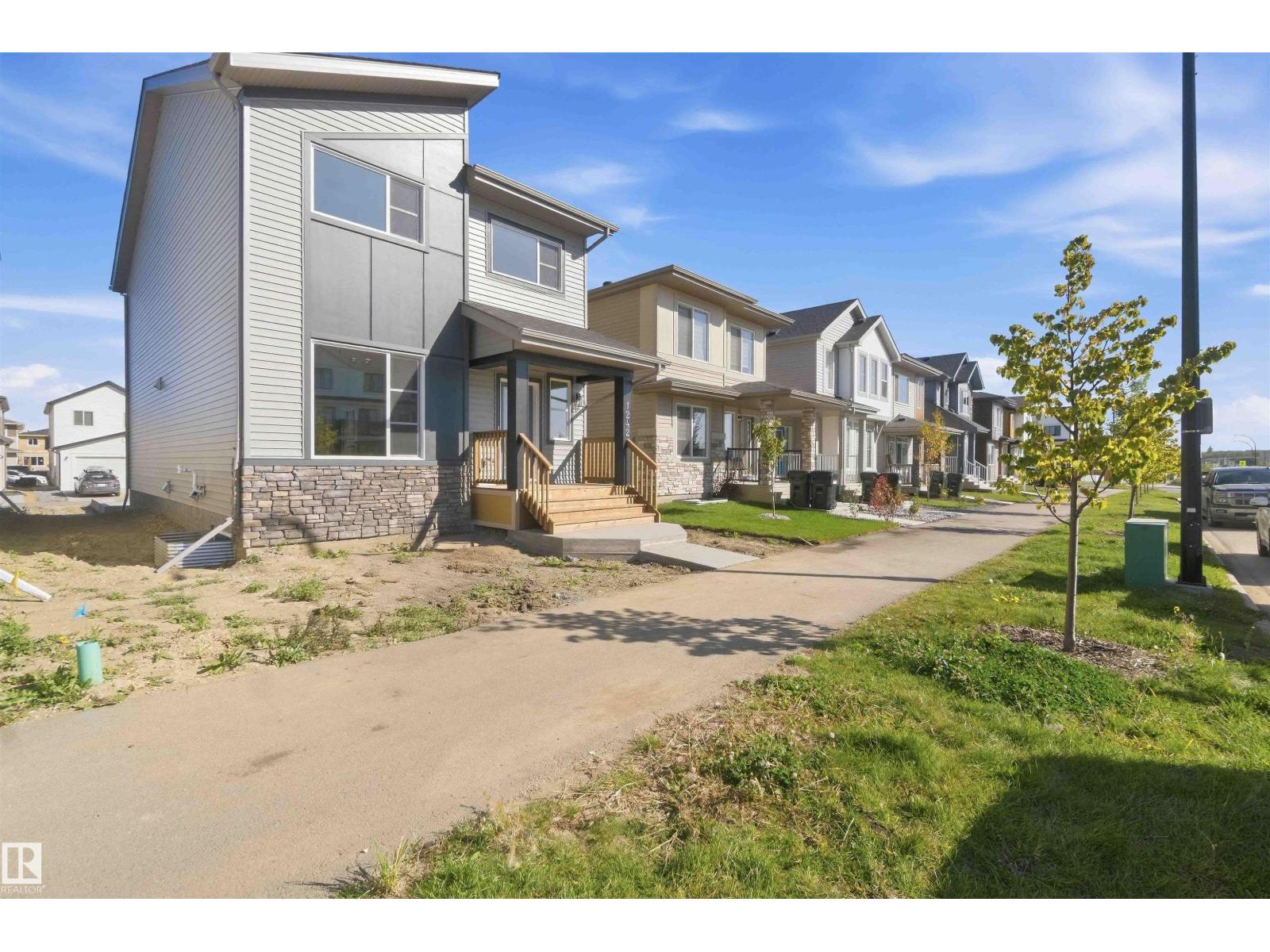 1242 MCLEOD AV, Spruce Grove, Alberta, T7X4A9, Spruce Grove, Alberta — photo 3 of 5