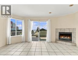 423-425 E 2nd Street, North Vancouver, BC V7L1C9 Photo 11