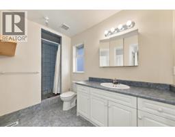 423-425 E 2nd Street, North Vancouver, BC V7L1C9 Photo 16