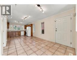 423-425 E 2nd Street, North Vancouver, BC V7L1C9 Photo 7