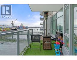204 175 Victory Ship Way, North Vancouver, BC V7L0G1 Photo 12