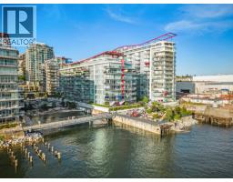 204 175 Victory Ship Way, North Vancouver, BC V7L0G1 Photo 14