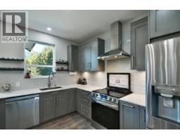 5611 E Oyster Bay Road, Garden Bay, BC V0N2H1 Photo 10