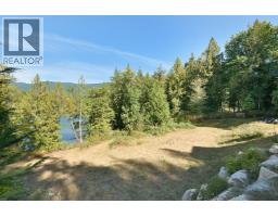 5611 E Oyster Bay Road, Garden Bay, BC V0N2H1 Photo 17