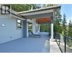 5611 E Oyster Bay Road, Garden Bay, BC V0N2H1 Photo 18
