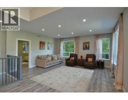 5611 E Oyster Bay Road, Garden Bay, BC V0N2H1 Photo 19