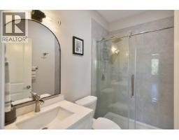 5611 E Oyster Bay Road, Garden Bay, BC V0N2H1 Photo 23