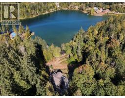 5611 E Oyster Bay Road, Garden Bay, BC V0N2H1 Photo 39