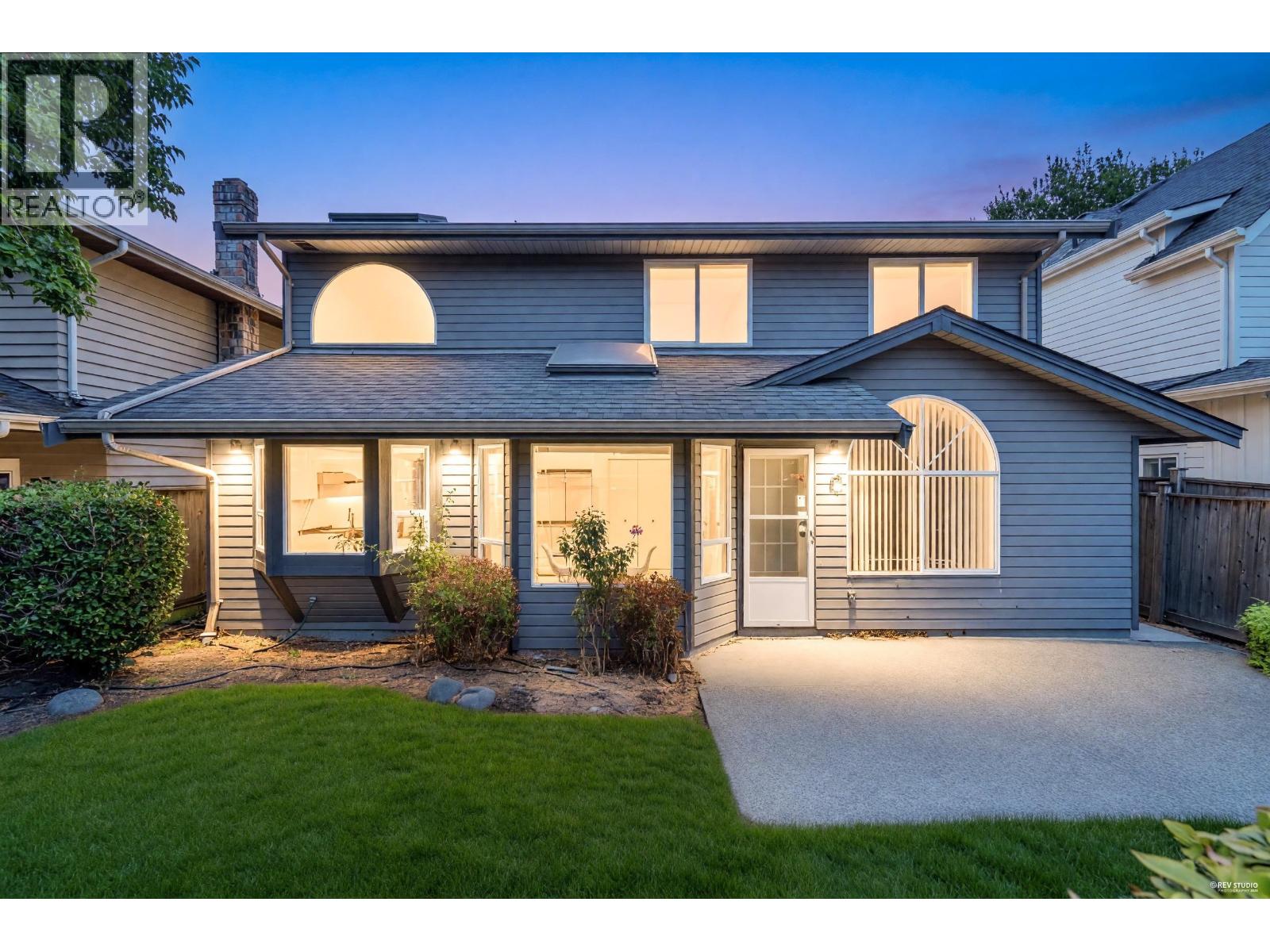 5446 LACKNER CRESCENT