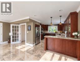 2718 Byron Place, North Vancouver, BC V7H2K8 Photo 10